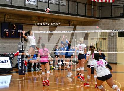 Thumbnail 3 in Columbus vs. Bob Jones photogallery.