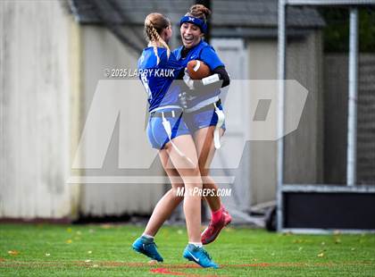 Thumbnail 3 in Castilleja @ Presentation photogallery.