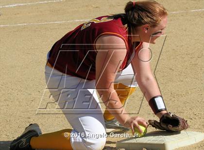 Thumbnail 2 in Liberty vs Castro Valley photogallery.