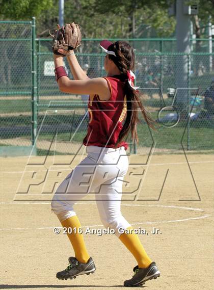 Thumbnail 2 in Liberty vs Castro Valley photogallery.