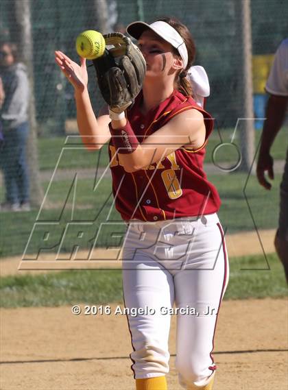 Thumbnail 2 in Liberty vs Castro Valley photogallery.