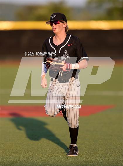 Thumbnail 2 in Argyle vs. Burkburnett (UIL 4A Playoff) photogallery.