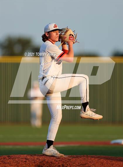 Thumbnail 2 in Argyle vs. Burkburnett (UIL 4A Playoff) photogallery.