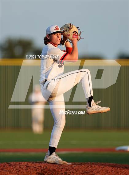 Thumbnail 1 in Argyle vs. Burkburnett (UIL 4A Playoff) photogallery.