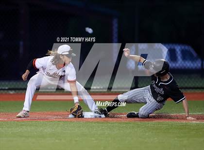 Thumbnail 3 in Argyle vs. Burkburnett (UIL 4A Playoff) photogallery.