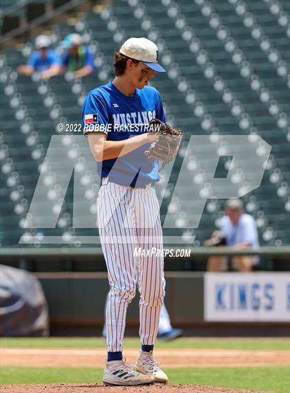 Thumbnail 2 in Friendswood vs. Georgetown (UIL 5A Baseball Final) photogallery.