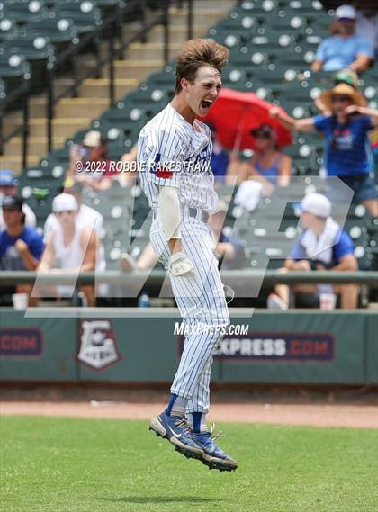 Thumbnail 2 in Friendswood vs. Georgetown (UIL 5A Baseball Final) photogallery.
