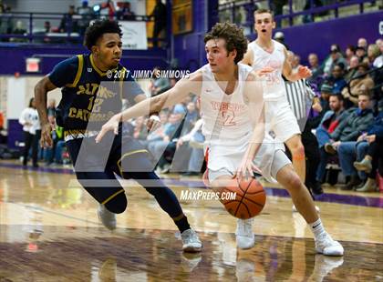 Thumbnail 2 in Edwardsville vs Althoff (Prairie Farms Holiday Classic) photogallery.