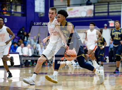 Thumbnail 1 in Edwardsville vs Althoff (Prairie Farms Holiday Classic) photogallery.