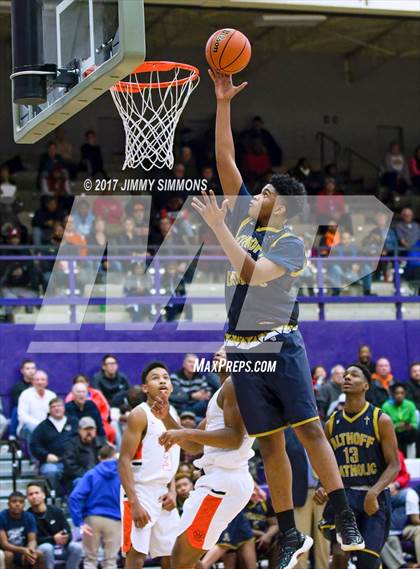 Thumbnail 1 in Edwardsville vs Althoff (Prairie Farms Holiday Classic) photogallery.