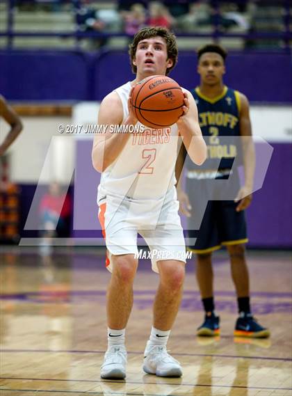 Thumbnail 2 in Edwardsville vs Althoff (Prairie Farms Holiday Classic) photogallery.