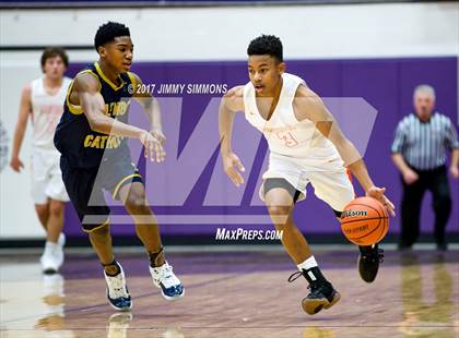 Thumbnail 1 in Edwardsville vs Althoff (Prairie Farms Holiday Classic) photogallery.