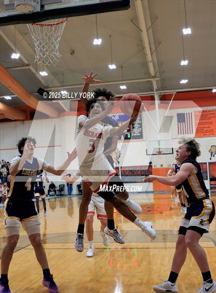 Thumbnail 3 in Grand Saline vs Edgewood photogallery.