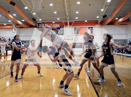 Thumbnail 3 in Grand Saline vs Edgewood photogallery.