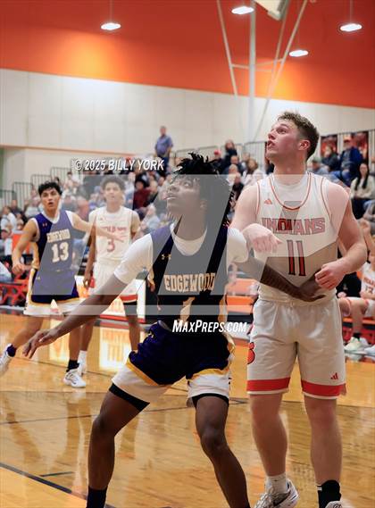 Thumbnail 2 in Grand Saline vs Edgewood photogallery.