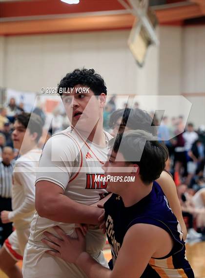 Thumbnail 2 in Grand Saline vs Edgewood photogallery.