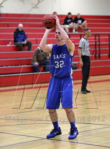 Thumbnail 1 in Davis vs Yuba City (Bronco Roundup) photogallery.