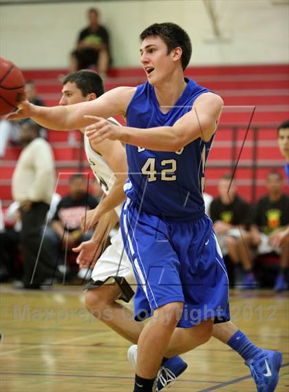 Thumbnail 3 in Davis vs Yuba City (Bronco Roundup) photogallery.