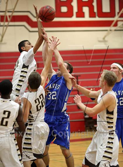 Thumbnail 1 in Davis vs Yuba City (Bronco Roundup) photogallery.