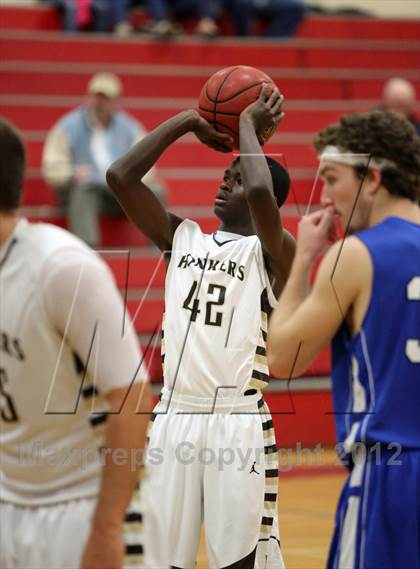 Thumbnail 1 in Davis vs Yuba City (Bronco Roundup) photogallery.