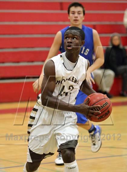 Thumbnail 2 in Davis vs Yuba City (Bronco Roundup) photogallery.