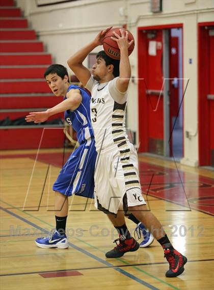 Thumbnail 1 in Davis vs Yuba City (Bronco Roundup) photogallery.