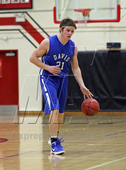 Thumbnail 3 in Davis vs Yuba City (Bronco Roundup) photogallery.