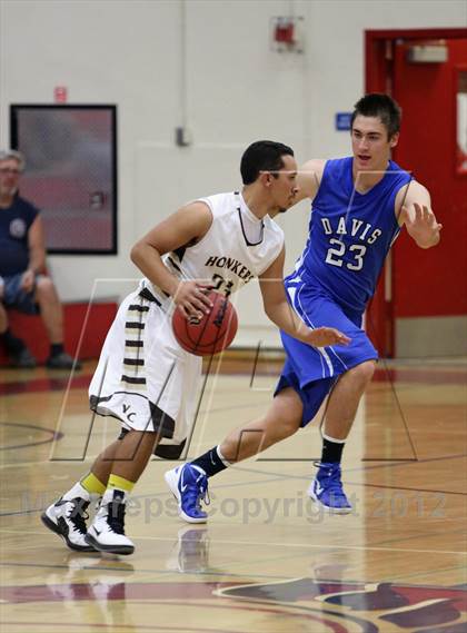 Thumbnail 3 in Davis vs Yuba City (Bronco Roundup) photogallery.