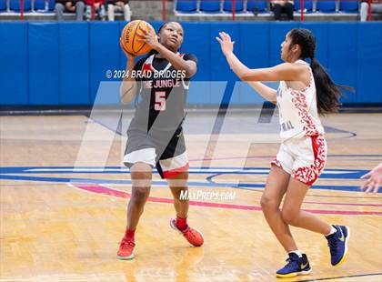 Thumbnail 3 in Holmes County Central @ Neshoba Central photogallery.