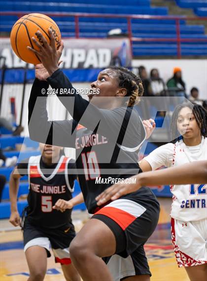 Thumbnail 3 in Holmes County Central @ Neshoba Central photogallery.