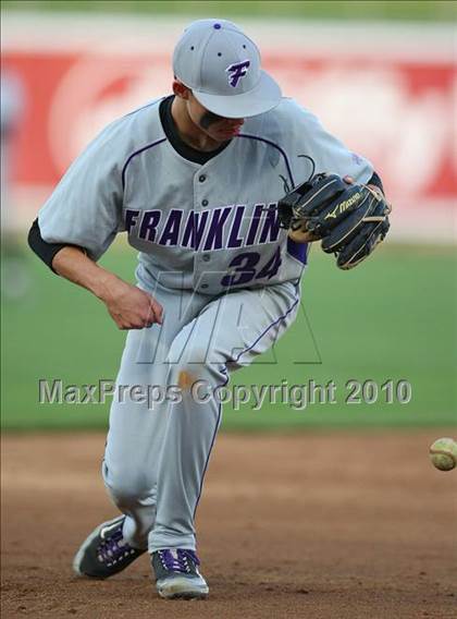 Thumbnail 2 in Sheldon vs. Franklin photogallery.