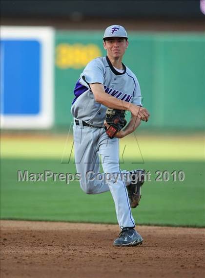 Thumbnail 1 in Sheldon vs. Franklin photogallery.