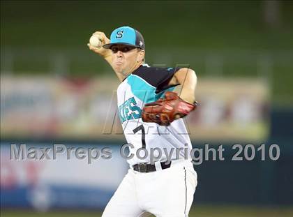 Thumbnail 3 in Sheldon vs. Franklin photogallery.