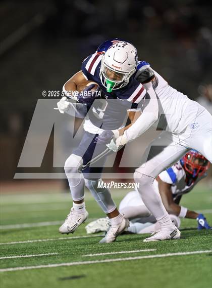 Thumbnail 2 in Fountain-Fort Carson @ Cherokee Trail (CHSAA 5A First Round) photogallery.