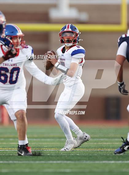 Thumbnail 2 in Fountain-Fort Carson @ Cherokee Trail (CHSAA 5A First Round) photogallery.
