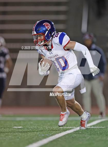 Thumbnail 2 in Fountain-Fort Carson @ Cherokee Trail (CHSAA 5A First Round) photogallery.