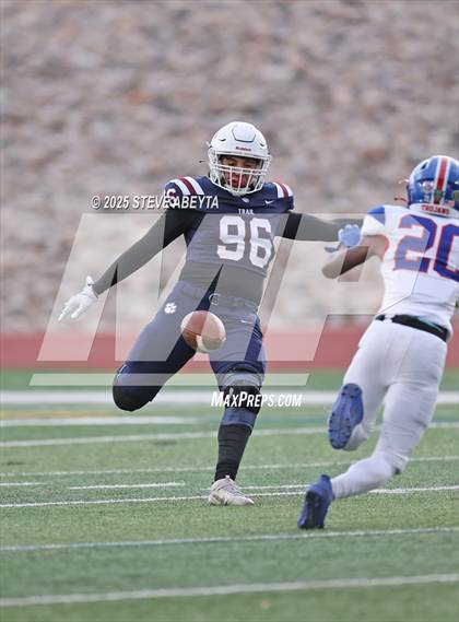 Thumbnail 3 in Fountain-Fort Carson @ Cherokee Trail (CHSAA 5A First Round) photogallery.