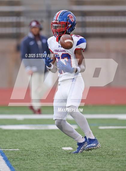 Thumbnail 2 in Fountain-Fort Carson @ Cherokee Trail (CHSAA 5A First Round) photogallery.