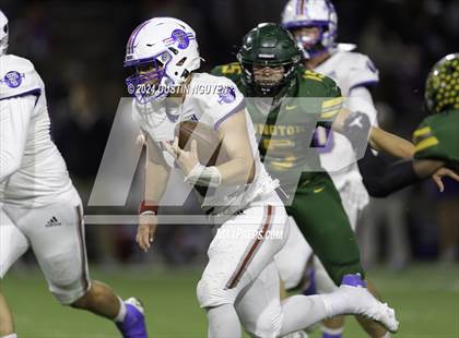 Thumbnail 1 in Tidehaven vs. Lexington (UIL 3A Division II Football Region 4 Quarterfinal) photogallery.