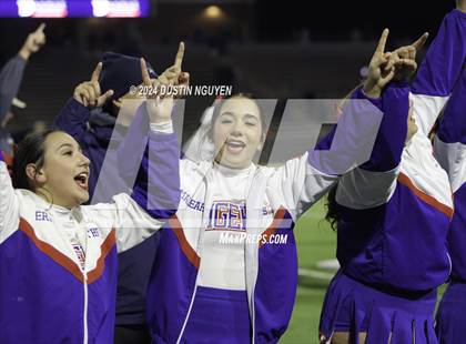 Thumbnail 1 in Tidehaven vs. Lexington (UIL 3A Division II Football Region 4 Quarterfinal) photogallery.