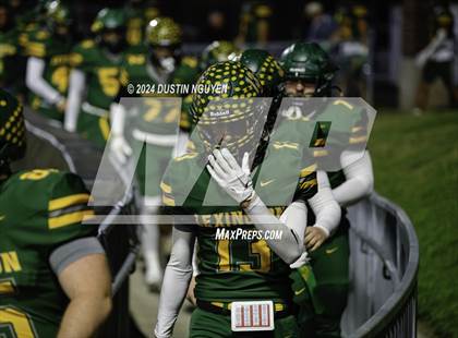 Thumbnail 3 in Tidehaven vs. Lexington (UIL 3A Division II Football Region 4 Quarterfinal) photogallery.