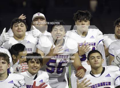 Thumbnail 1 in Tidehaven vs. Lexington (UIL 3A Division II Football Region 4 Quarterfinal) photogallery.