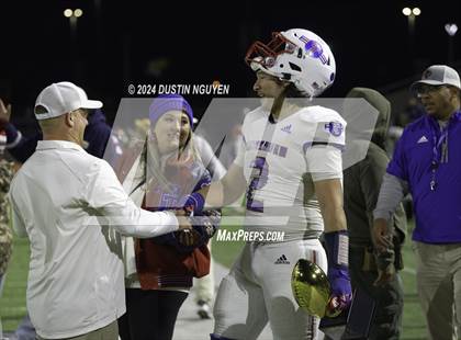 Thumbnail 1 in Tidehaven vs. Lexington (UIL 3A Division II Football Region 4 Quarterfinal) photogallery.