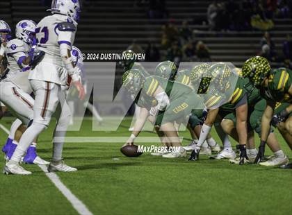 Thumbnail 2 in Tidehaven vs. Lexington (UIL 3A Division II Football Region 4 Quarterfinal) photogallery.