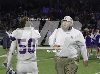Thumbnail 2 in Tidehaven vs. Lexington (UIL 3A Division II Football Region 4 Quarterfinal) photogallery.