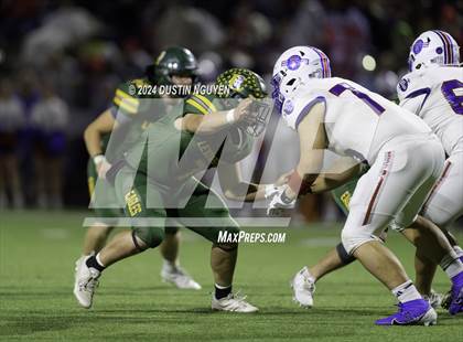 Thumbnail 2 in Tidehaven vs. Lexington (UIL 3A Division II Football Region 4 Quarterfinal) photogallery.