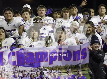 Thumbnail 3 in Tidehaven vs. Lexington (UIL 3A Division II Football Region 4 Quarterfinal) photogallery.