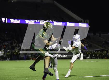 Thumbnail 1 in Tidehaven vs. Lexington (UIL 3A Division II Football Region 4 Quarterfinal) photogallery.