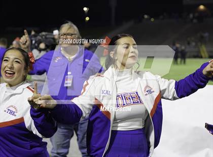 Thumbnail 2 in Tidehaven vs. Lexington (UIL 3A Division II Football Region 4 Quarterfinal) photogallery.
