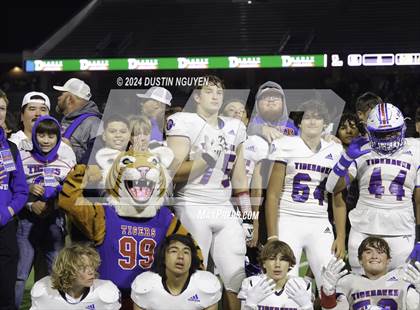 Thumbnail 3 in Tidehaven vs. Lexington (UIL 3A Division II Football Region 4 Quarterfinal) photogallery.
